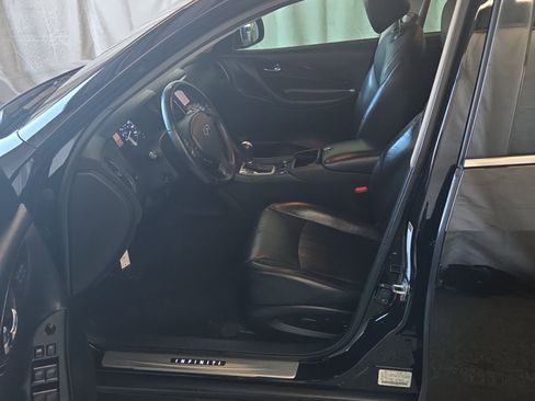 Used 2017 INFINITI QX50 2WD w/ Deluxe Touring Package image 13