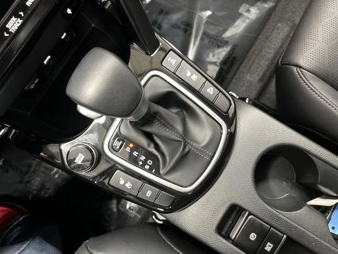 Used 2024 Kia Seltos SX w/ SX Sunroof Package image 22