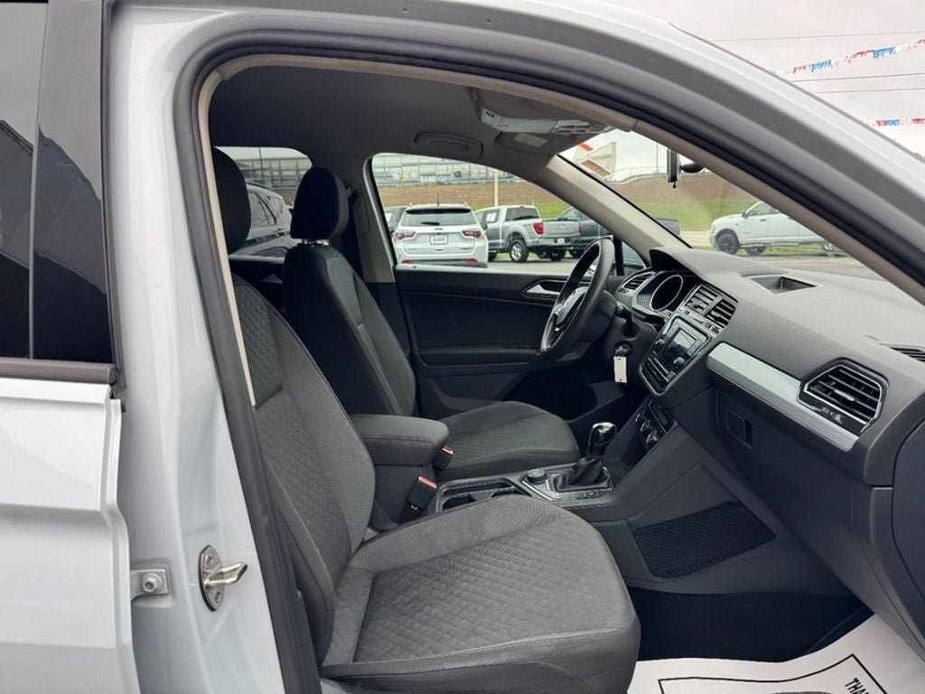 Used 2018 Volkswagen Tiguan S AWD/4WD image 15
