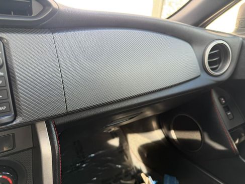 Used 2015 Scion FR-S RWD image 32