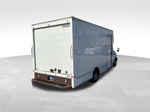 Used 2021 Chevrolet Express 3500 w/ Power Convenience Package RWD image 7