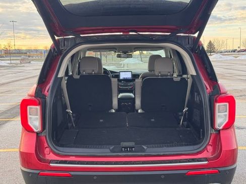 Used 2020 Ford Explorer Limited w/ Class III Trailer Tow Package image 35