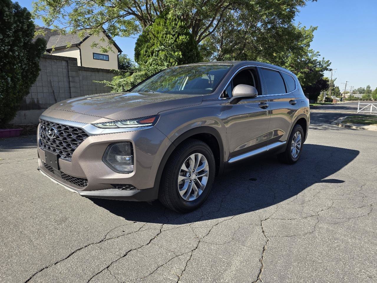 Used 2019 Hyundai Santa Fe SE AWD/4WD image 1