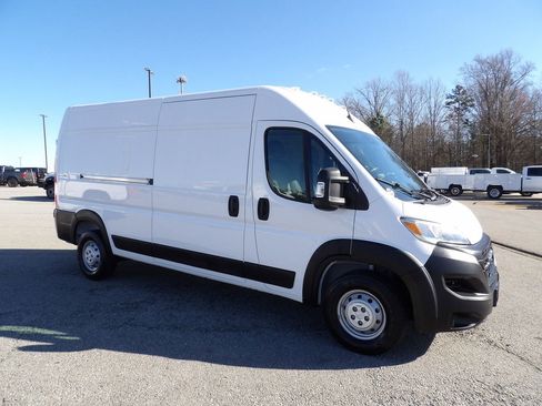 Used 2023 RAM ProMaster 2500 image 10