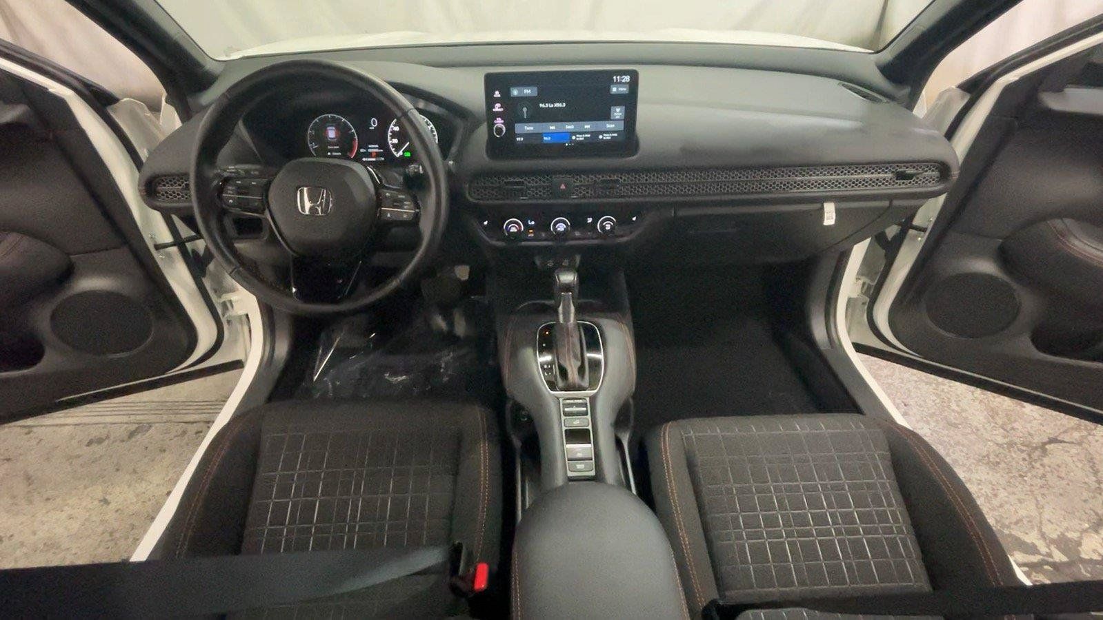 Certified 2026 Honda HR-V Sport image 26