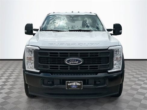 New 2025 Ford F550 2WD Regular Cab Super Duty image 3