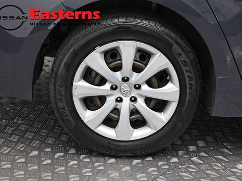 Used 2023 Toyota Corolla LE w/ Carpet Mat Package (TMS) FWD image 28