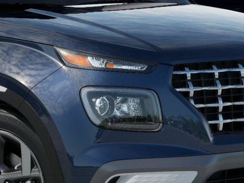 New 2026 Hyundai Venue SEL FWD image 11