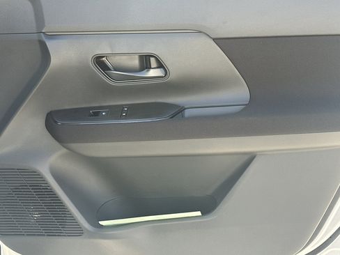 New 2026 Nissan Kicks S image 14