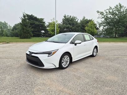 Used 2024 Toyota Corolla LE w/ LE Convenience Package