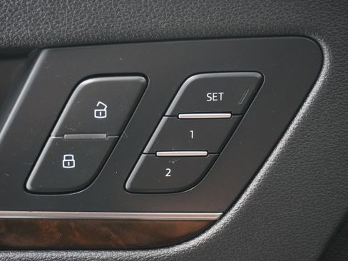 Used 2019 Audi Q5 2.0T Premium Plus image 15