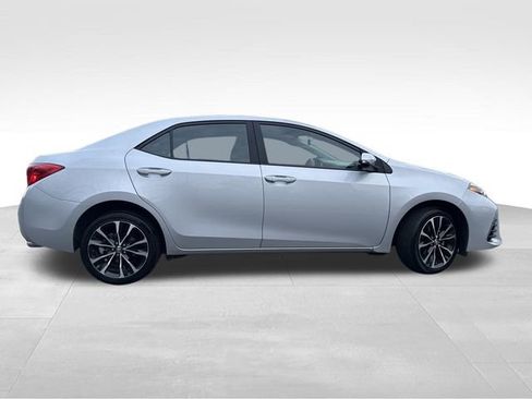 Used 2019 Toyota Corolla SE image 37
