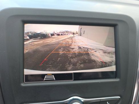 Used 2024 Chevrolet Equinox LS image 30