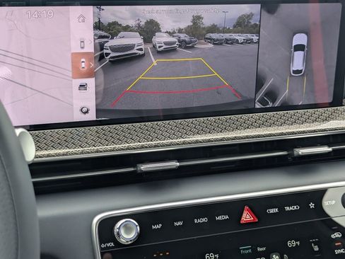 New 2026 Genesis GV80 3.5T e-SC image 20