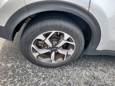 Used 2022 Kia Sportage LX FWD image 10
