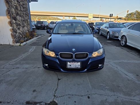 Used 2011 BMW 328i Sedan image 2