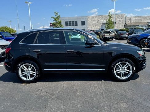 Used 2016 Audi Q5 2.0T Premium Plus w/ Technology Package AWD/4WD image 2