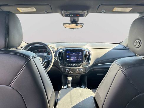Certified 2023 Chevrolet Traverse LT w/ Rear Camera Mirror Package image 19