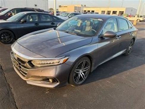 Used 2021 Honda Accord Touring image 12