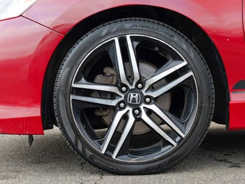 Used 2016 Honda Accord Sport image 15