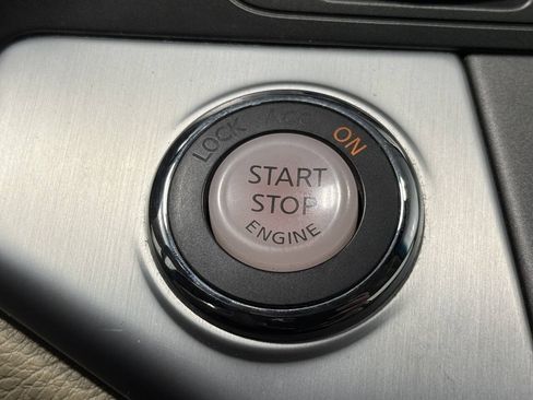 Used 2014 Nissan Murano LE AWD/4WD image 34