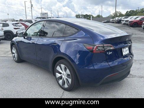 Used 2024 Tesla Model Y Long Range AWD/4WD image 5