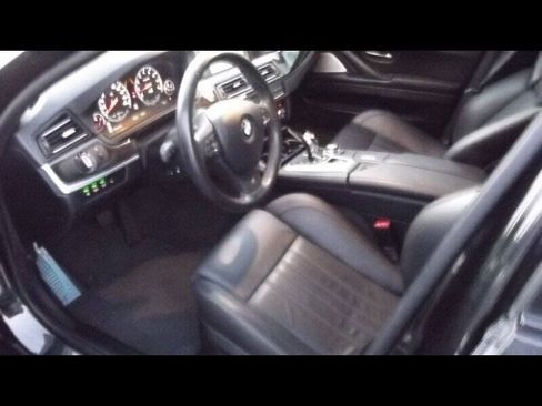 Used 2013 BMW M5 RWD image 20