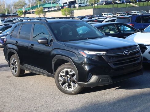 Certified 2026 Subaru Forester Premium AWD/4WD image 2
