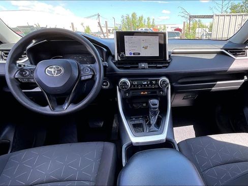 Used 2023 Toyota RAV4 XLE image 16