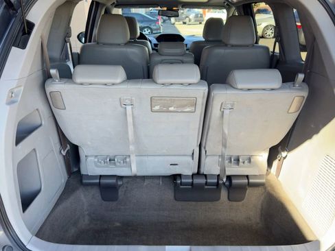 Used 2014 Honda Odyssey EX-L image 17