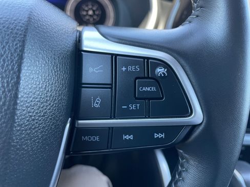 Certified 2025 Toyota Highlander XSE AWD/4WD image 14