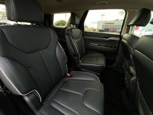 Used 2025 Hyundai Palisade SEL AWD/4WD image 16