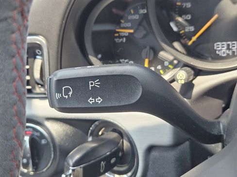 Used 2018 Porsche 911 GT3 RWD image 20