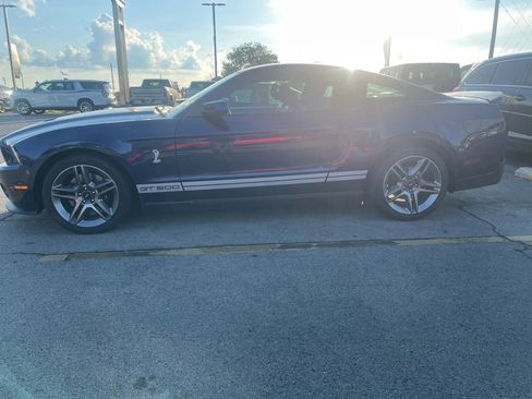 Used 2010 Ford Mustang Shelby GT500 RWD image 7