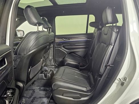 Used 2023 Jeep Grand Cherokee L Overland image 19