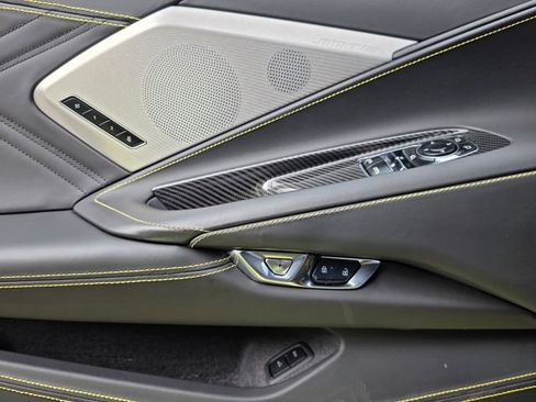 Used 2023 Chevrolet Corvette Z06 w/ Z07 Performance Package image 18