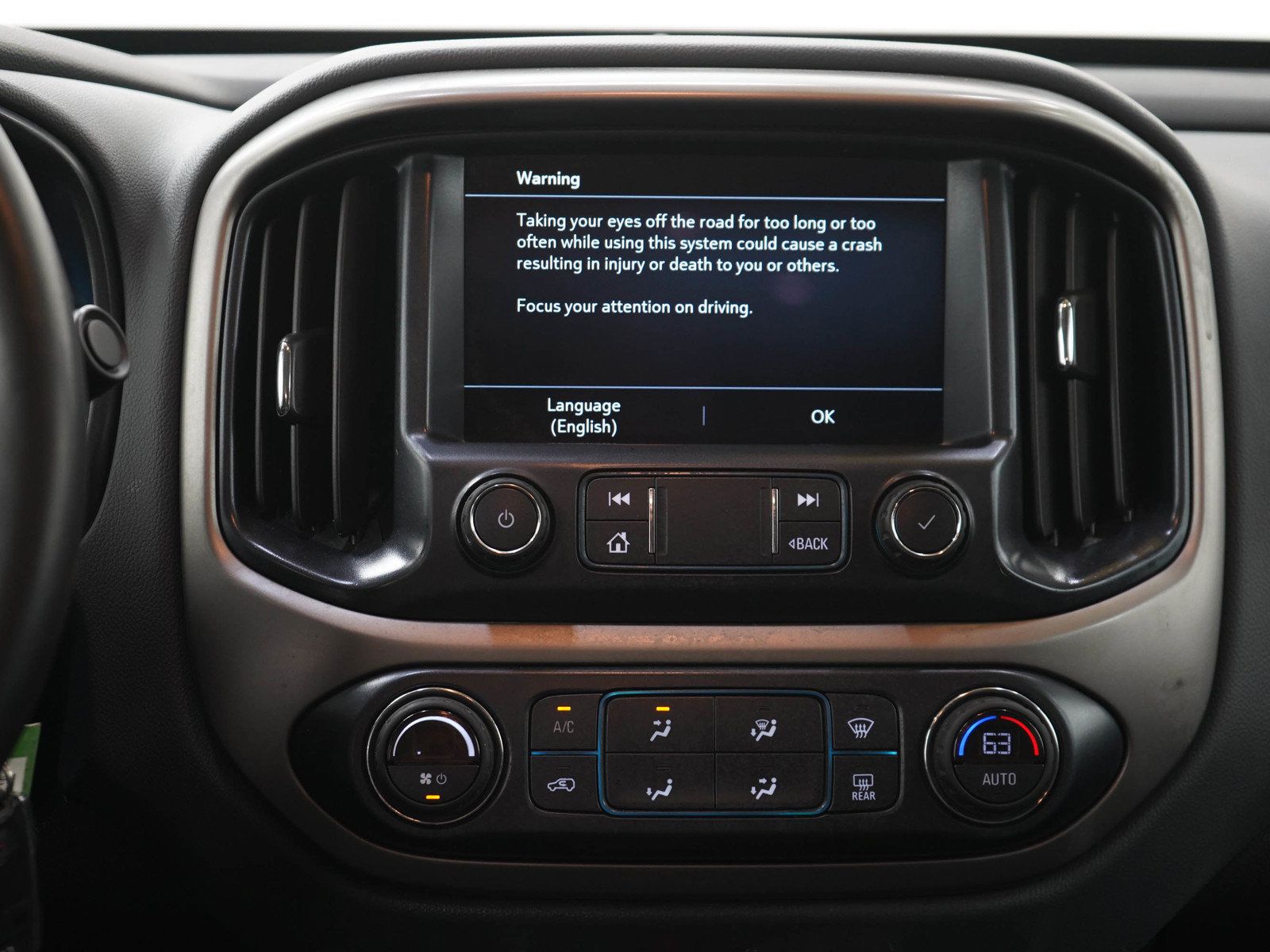 Used 2019 Chevrolet Colorado Z71 AWD/4WD image 18