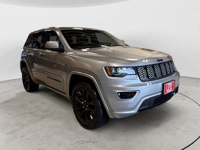 Used 2021 Jeep Grand Cherokee Laredo X AWD/4WD image 8