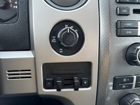 Used 2011 Ford F150 Raptor w/ SVT Exterior Graphics Pkg image 21