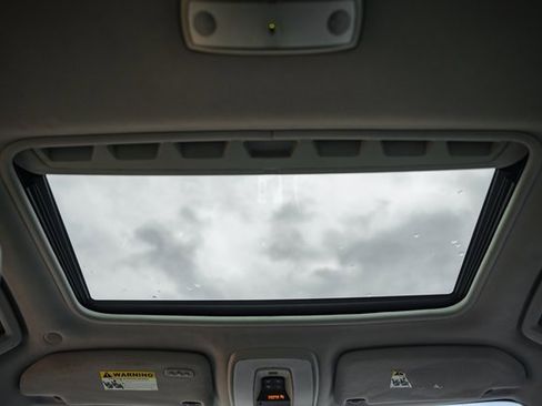 Used 2010 Volvo S80 3.2 image 23