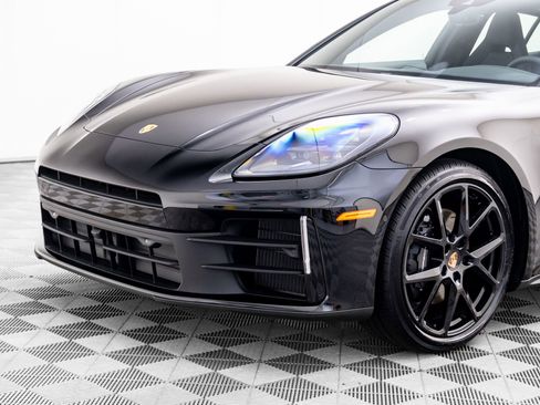 New 2025 Porsche Panamera 4 image 40