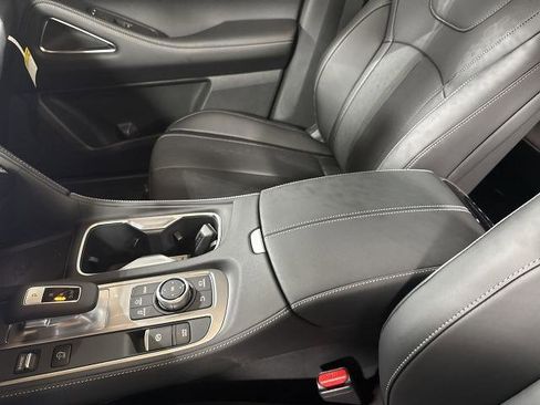 Certified 2026 INFINITI QX60 Luxe w/ Family Package image 27