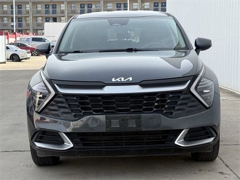 Used 2024 Kia Sportage LX image 7