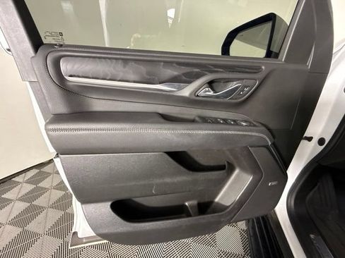 Used 2022 GMC Yukon Denali AWD/4WD image 12