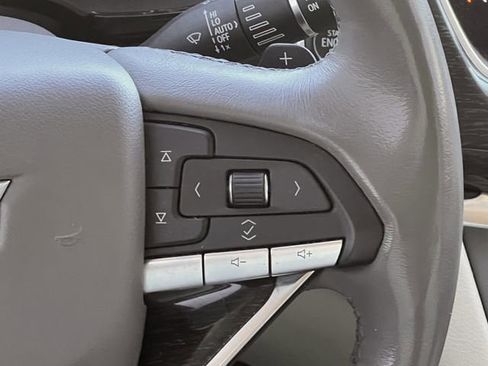 Certified 2022 Cadillac XT6 Premium Luxury w/ Technology Package image 17