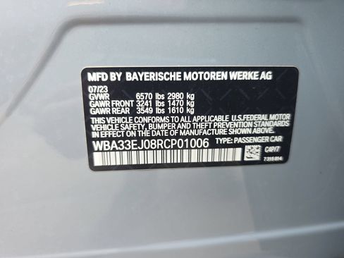 Used 2024 BMW 760i xDrive w/ Premium Package AWD/4WD image 34
