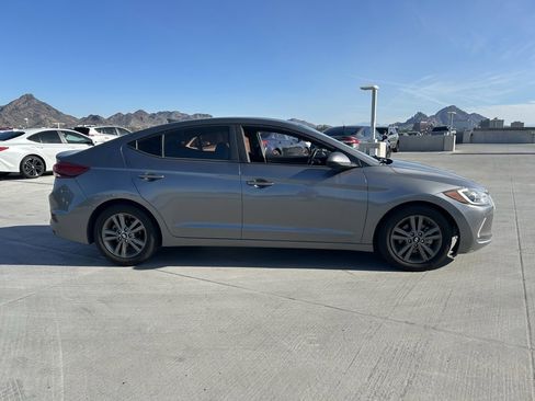 Used 2018 Hyundai Elantra Value Edition image 3