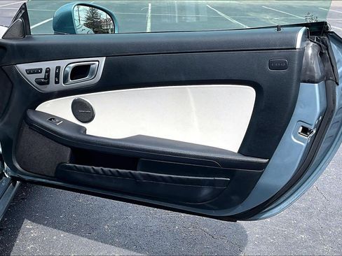 Used 2012 Mercedes-Benz SLK 350 image 23