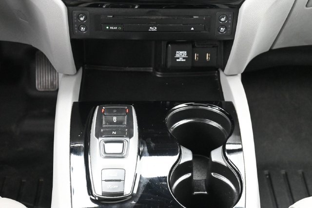 Used 2018 Honda Pilot Elite image 26