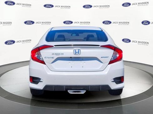 Used 2020 Honda Civic Sport image 4